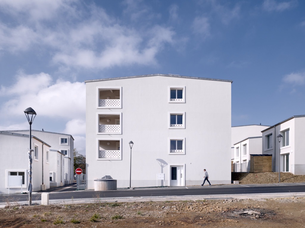 35 logements intermédiaires by Atelier Martel | © Yohan Zerdoun Photography